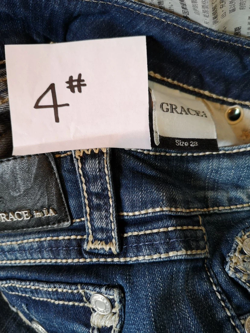 Grace in LA Jeans Size 28 - photo 3