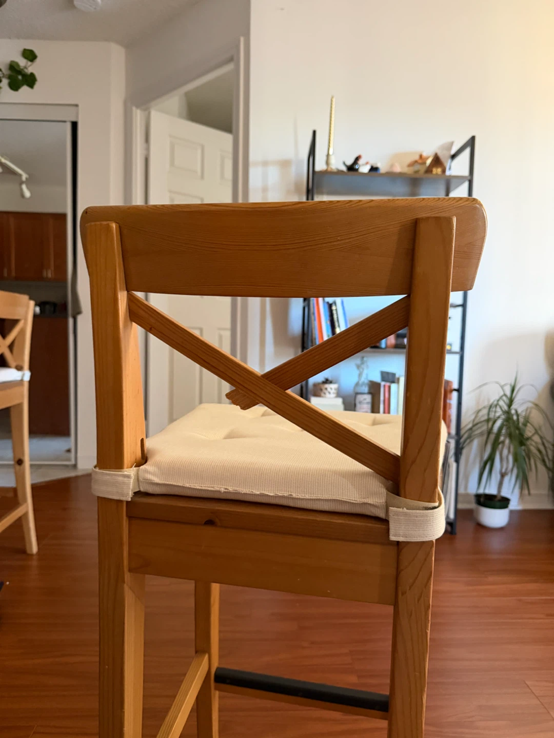 2 barstools ( 20 for both ) - photo 5