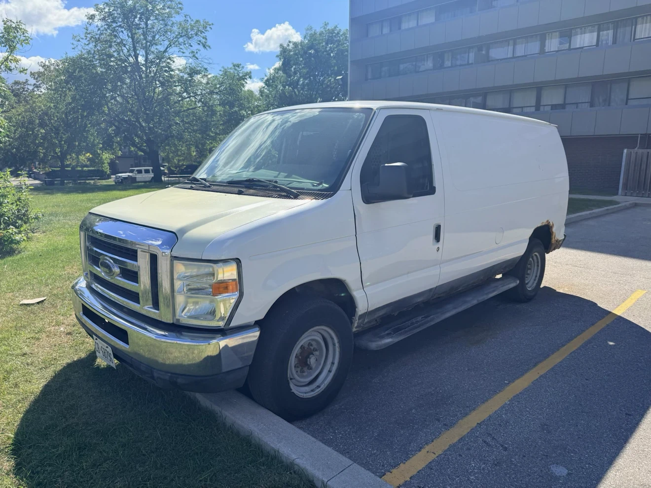 2010 Ford E-250 Series Cargo Van