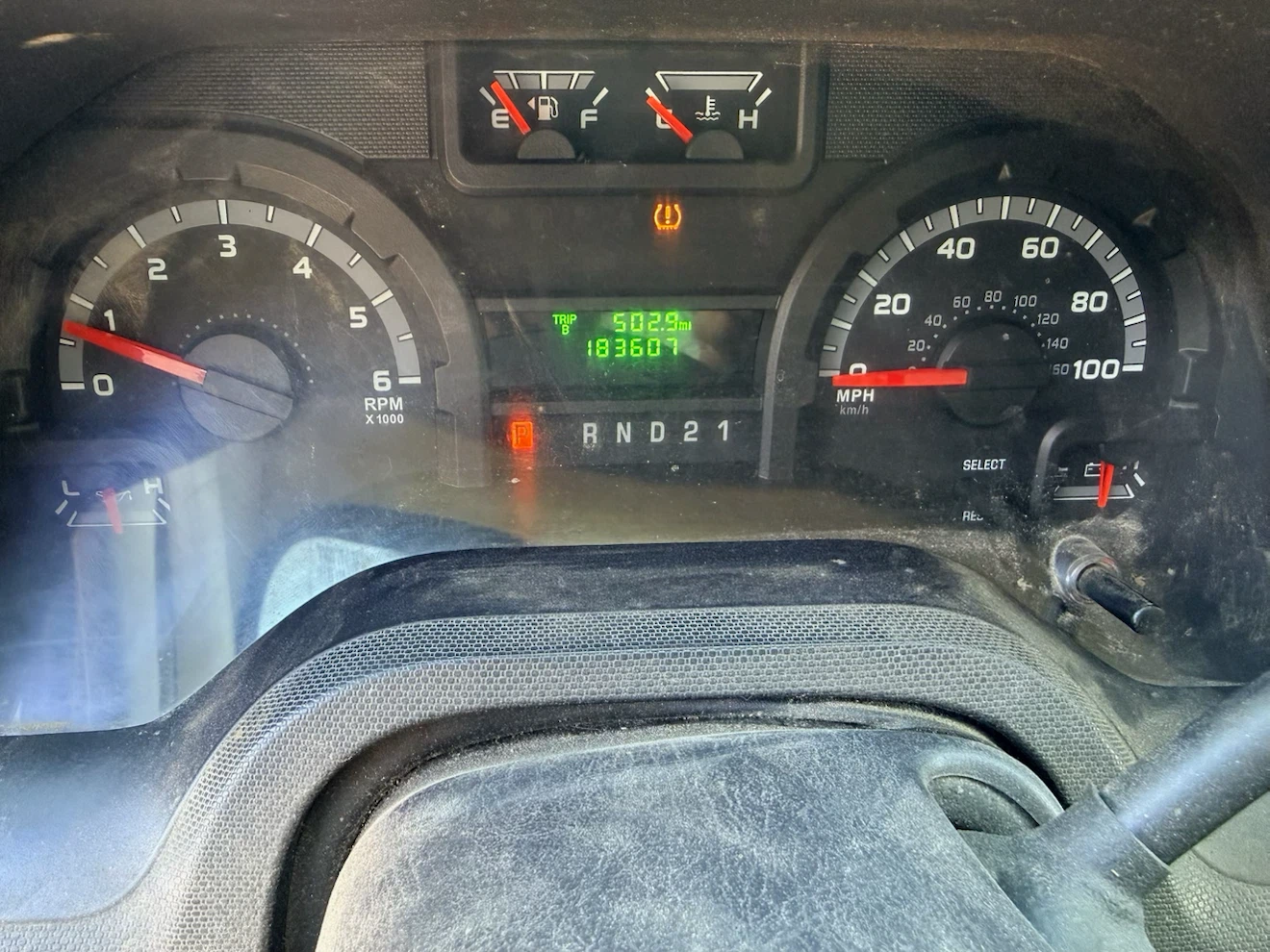 2010 Ford E-250 Series Cargo Van - photo 5