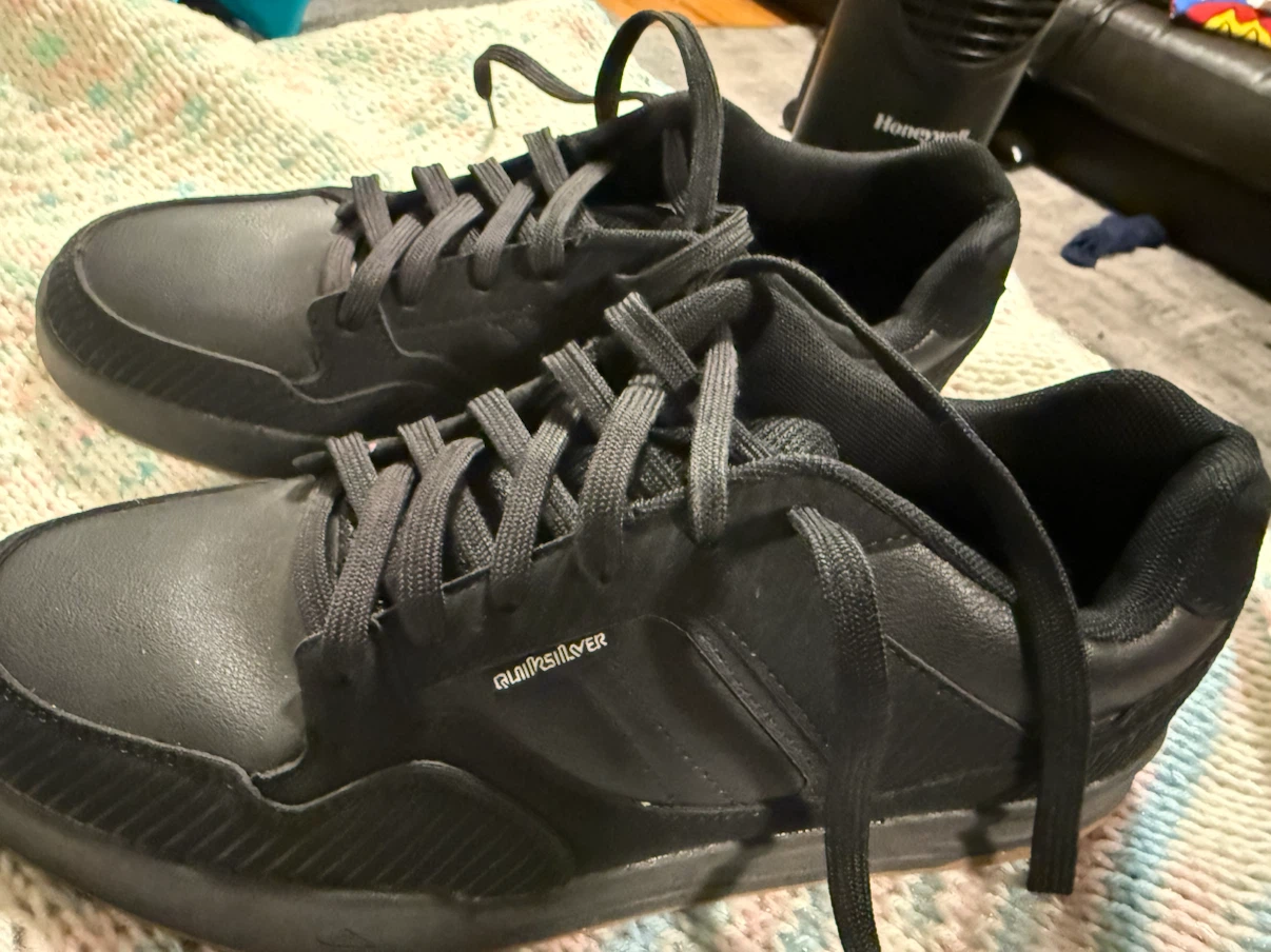 Quiksilver Men's Black Sneakers Size 9.5 - photo 3
