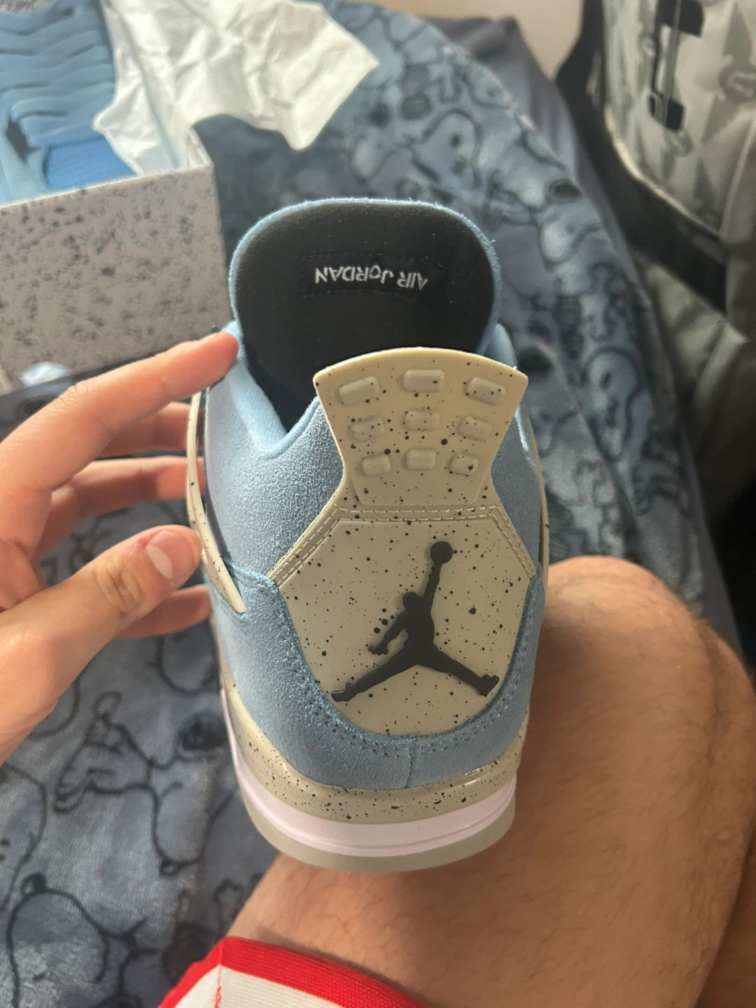 Air Jordan 4 University Blue Sneakers