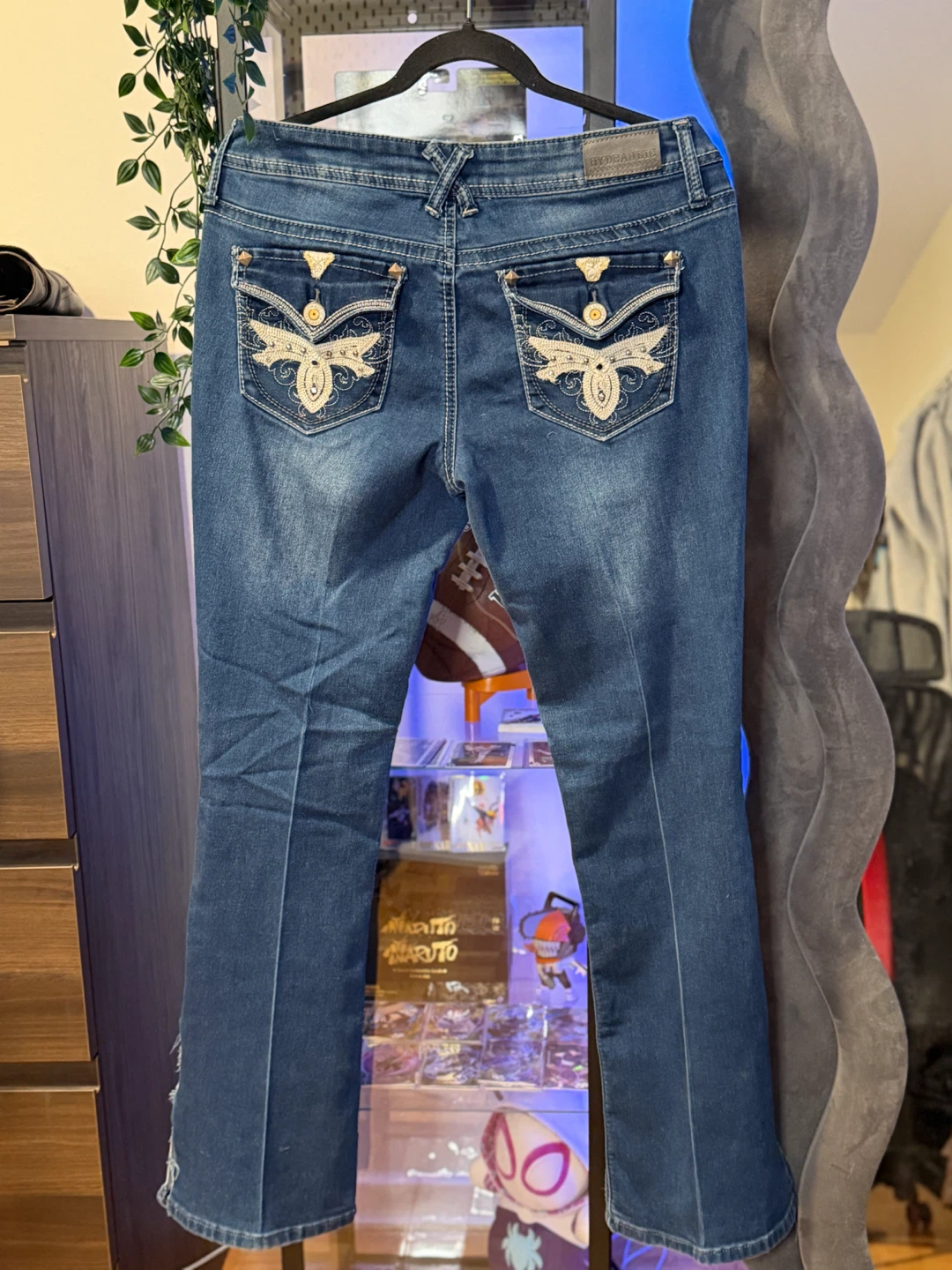 Hydraulic Distressed Low-Rise Jeans - photo 3