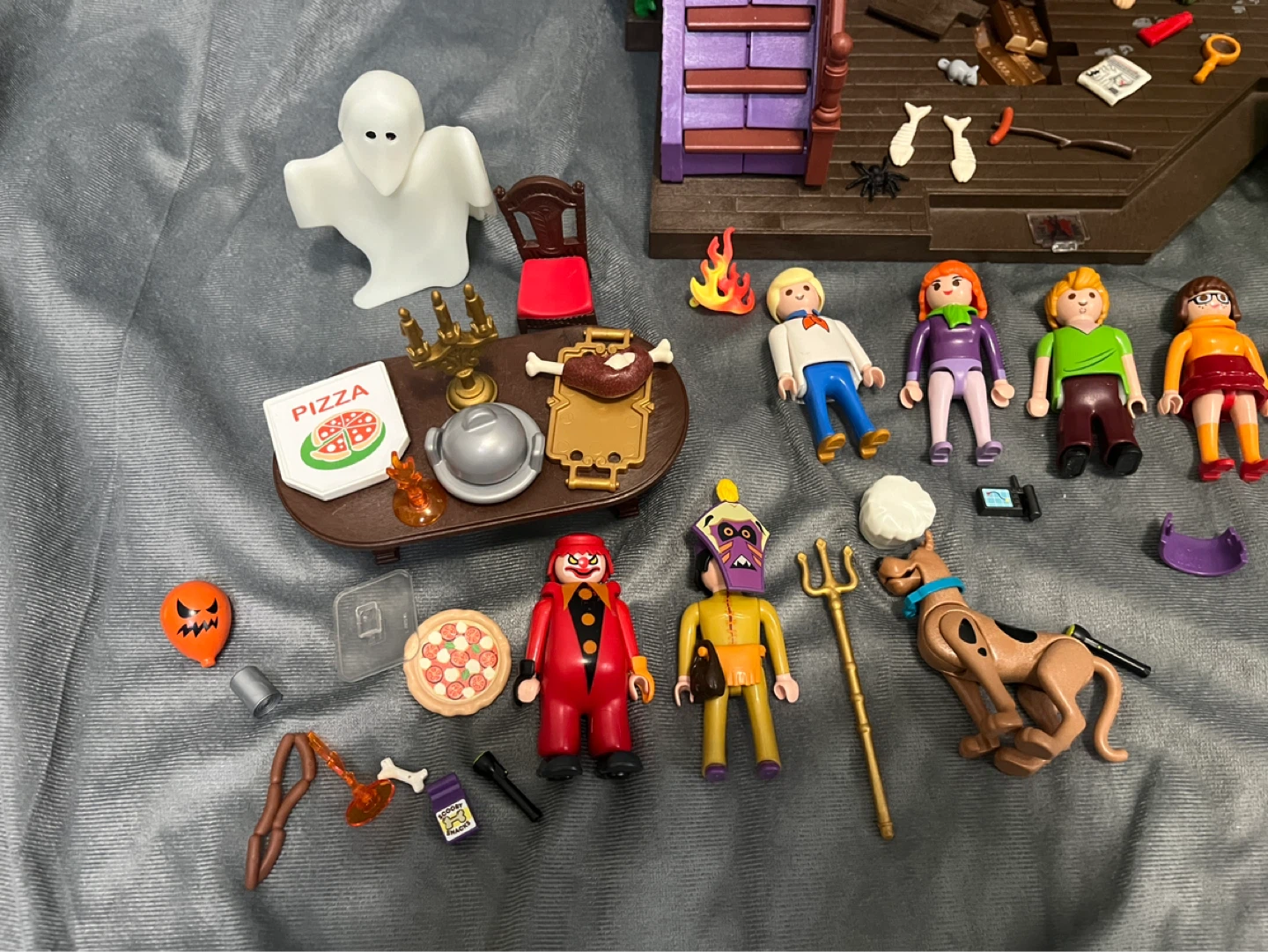 Playmobil Scooby Doo Mystery Mansion & Mystery Machine - photo 4