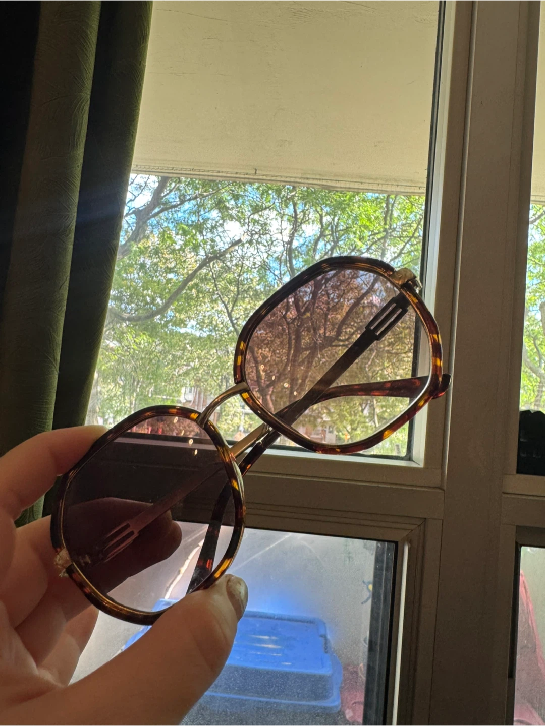 Jessica Simpson Tortoiseshell Sunglasses - photo 5