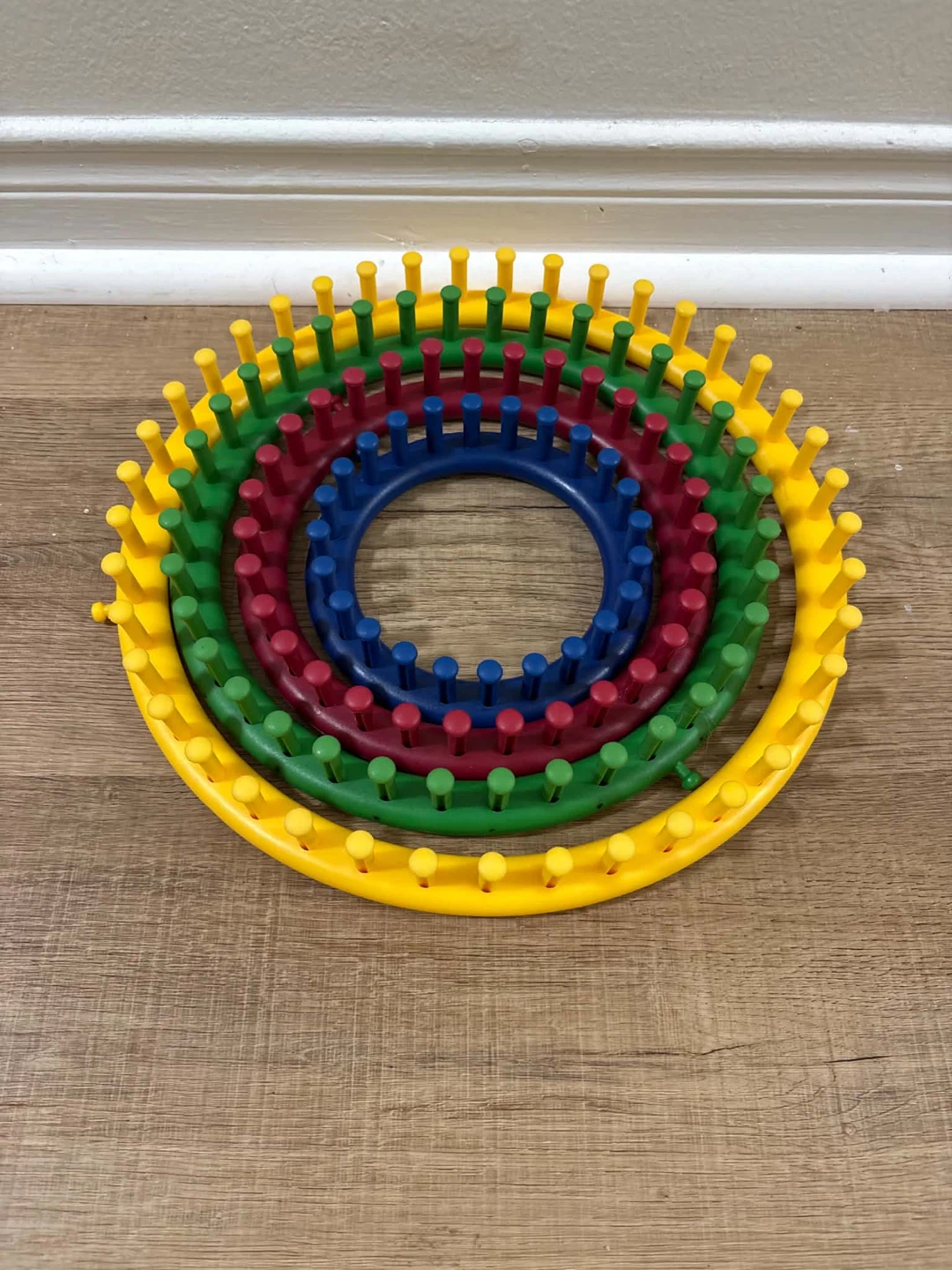 Set of 8 Assorted Plastic Knitting Looms - photo 2