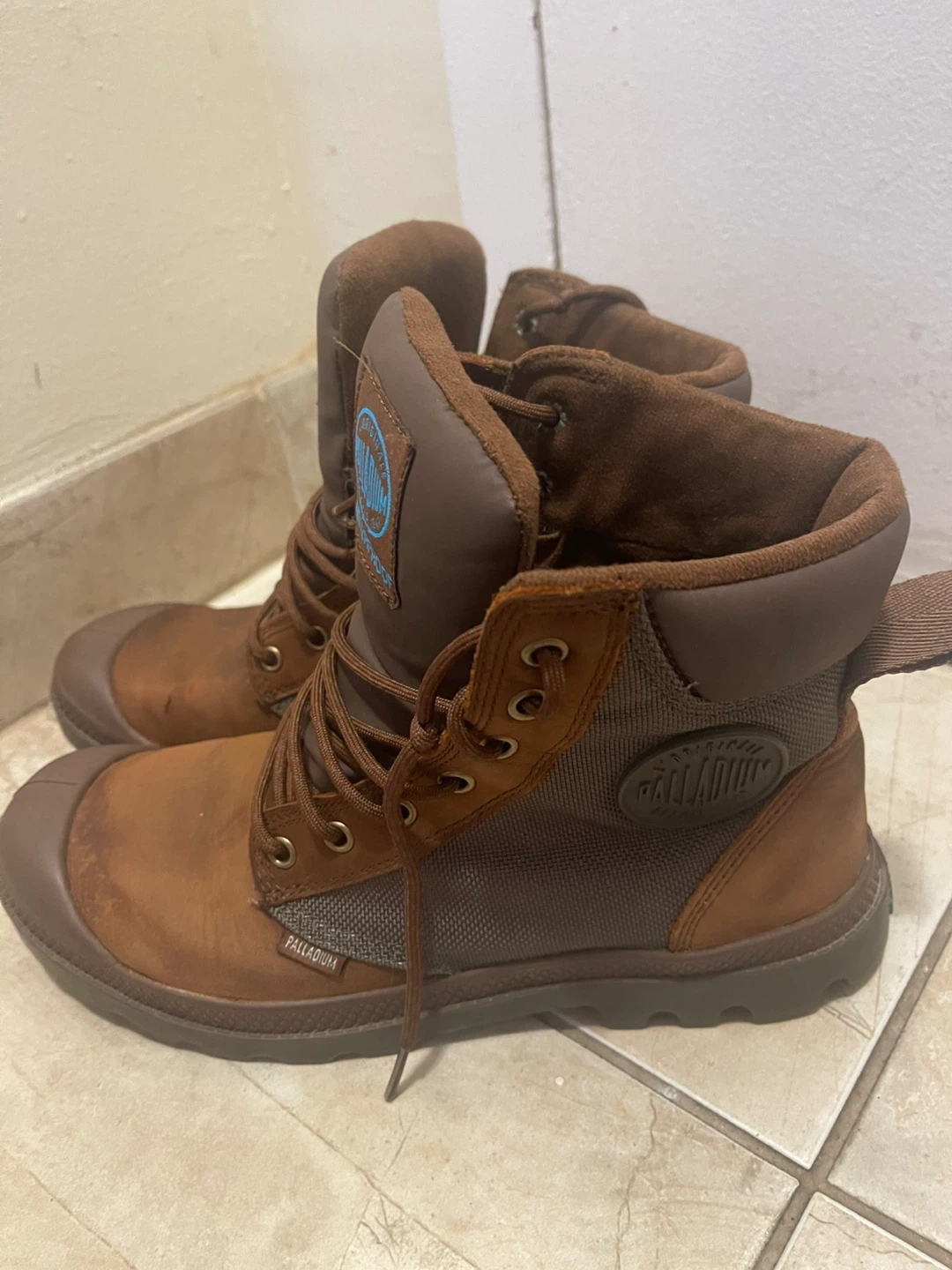 Palladium Waterproof Men's Boots Size 9 US