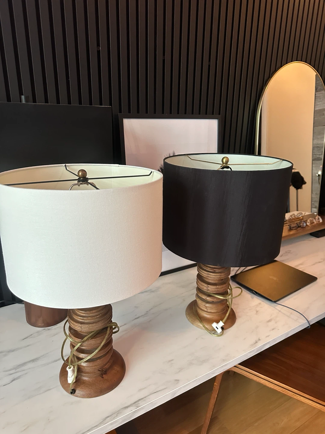 HIS & HERS NIGHT STAND TABLES VINTAGE MCM BOHO CHIC LIGHTS - photo 3
