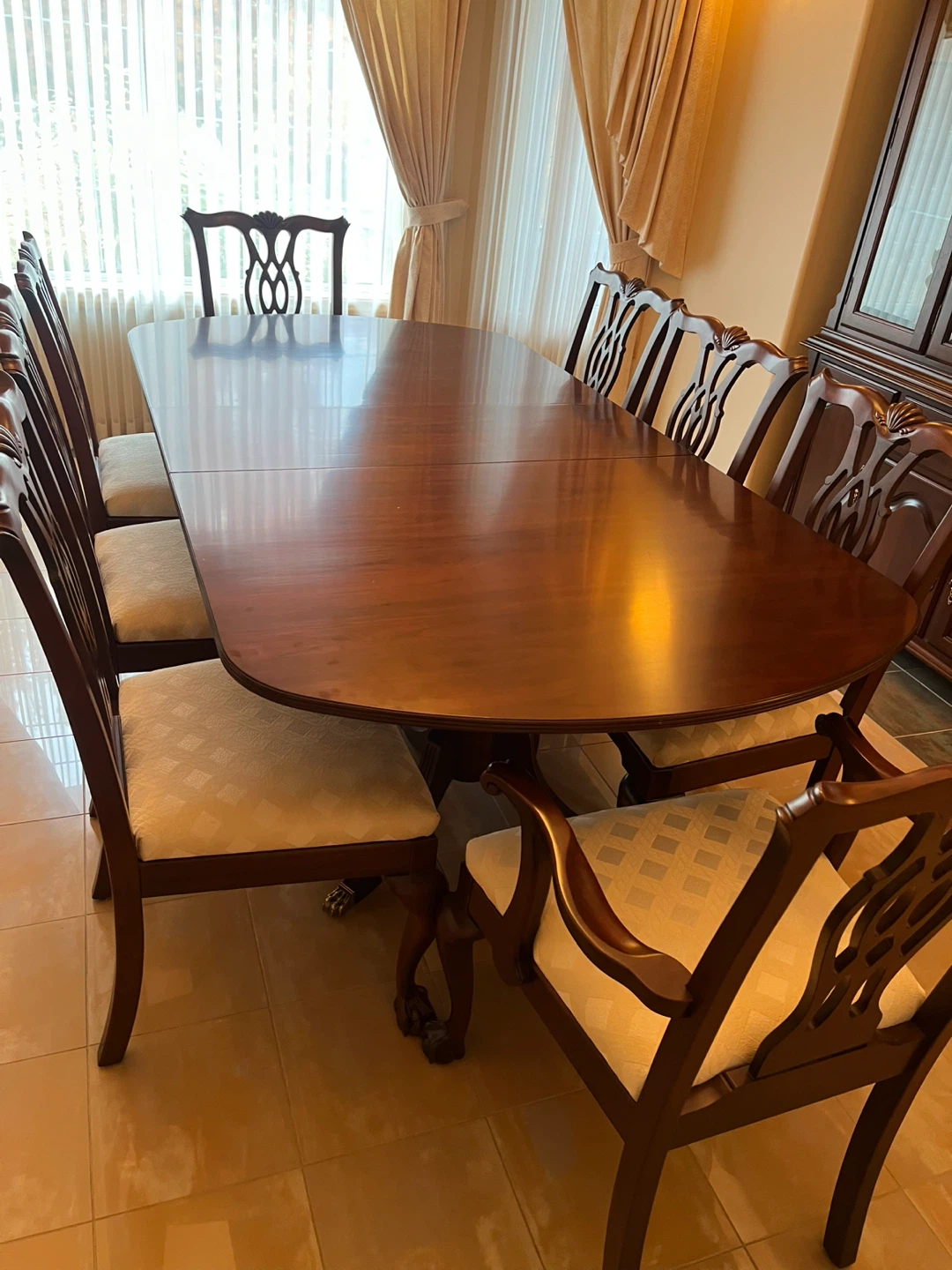 Chippendale Style Dining Set with Hutch - photo 3