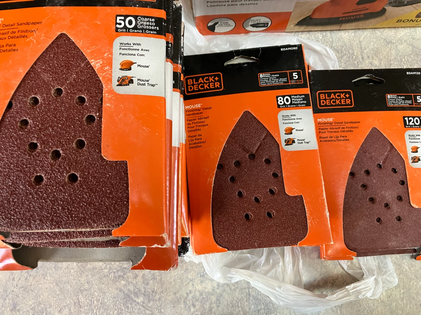 Black+Decker Mouse Detail Sander and Sandpaper Set