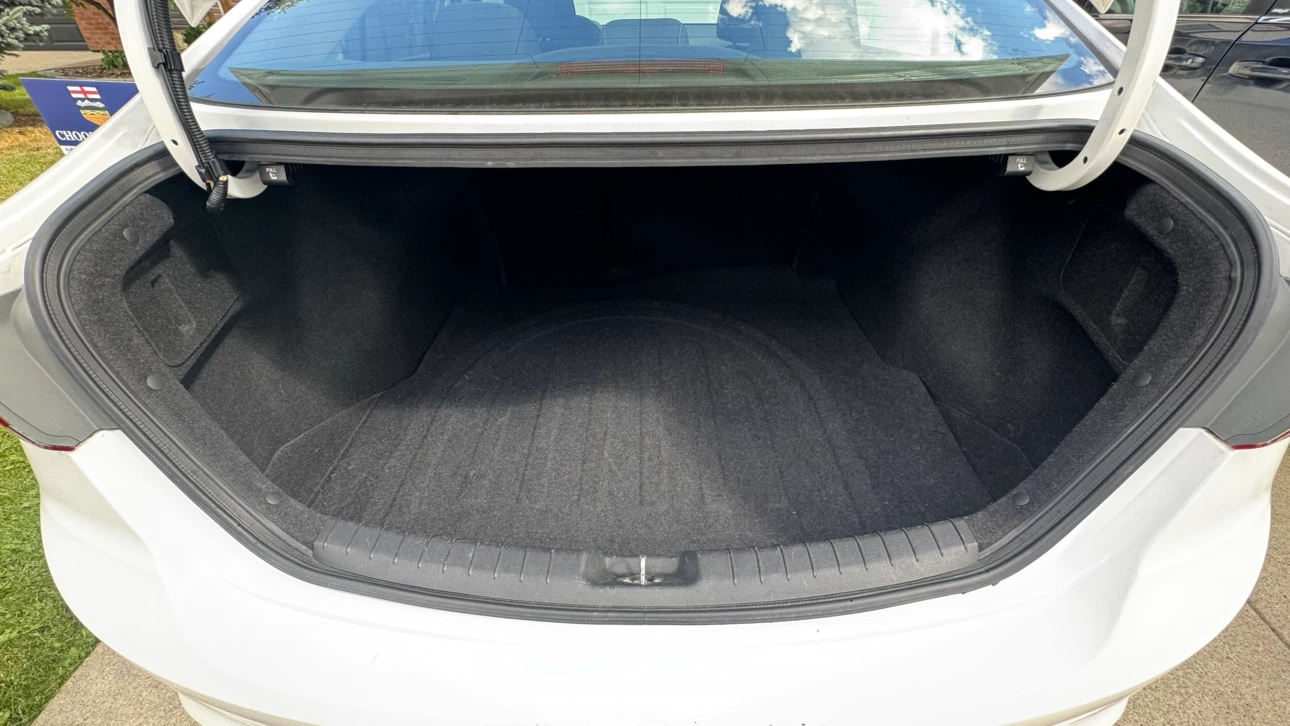 2018 Hyundai Elantra Limited - photo 5