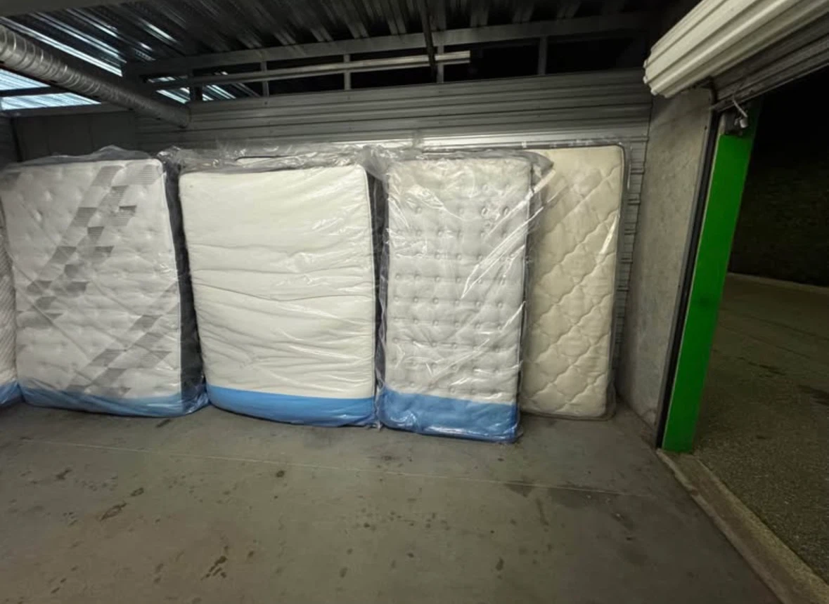 Twin and queen mattresses (new and sealed) - photo 2