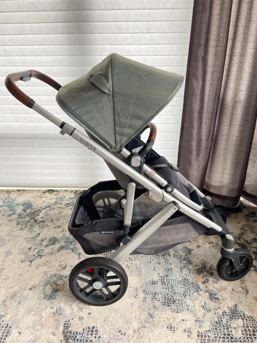Uppababy Vista V2 stroller and bassinet - photo 3