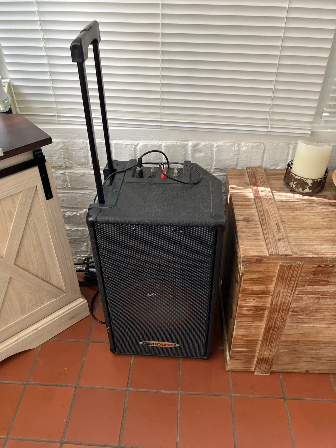 Gem Sound Portable PA Speaker with Microphone - photo 4