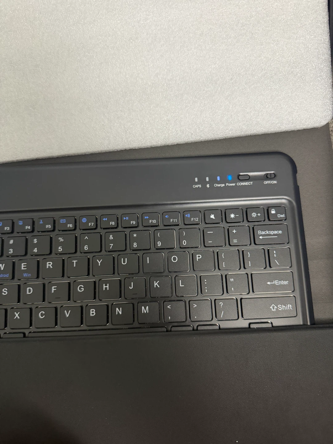 Black Bluetooth Tablet Keyboard and Folio Case - photo 5