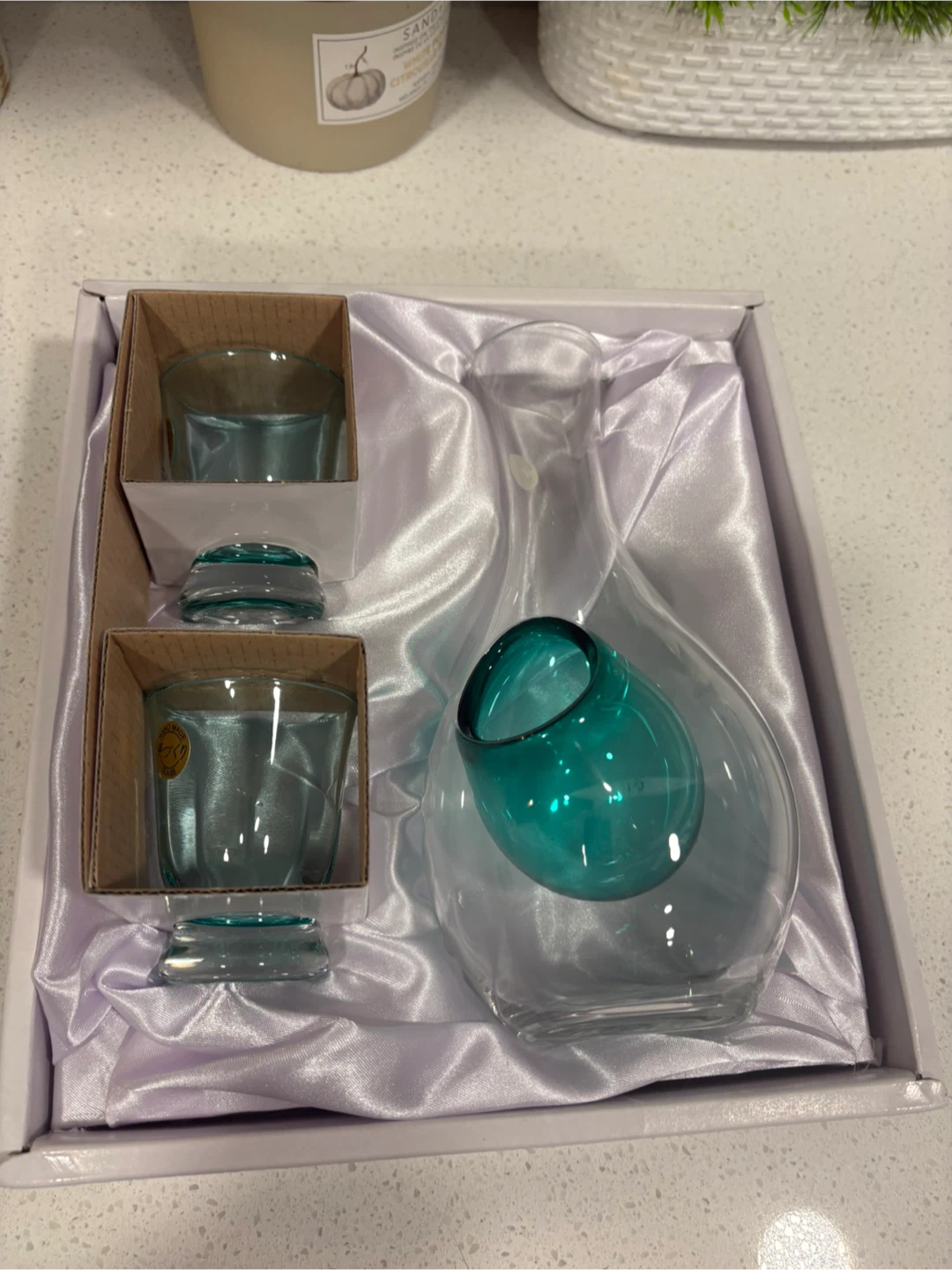 Utsuwa-No-Yakata Hand-Made Green Sake Set - photo 3