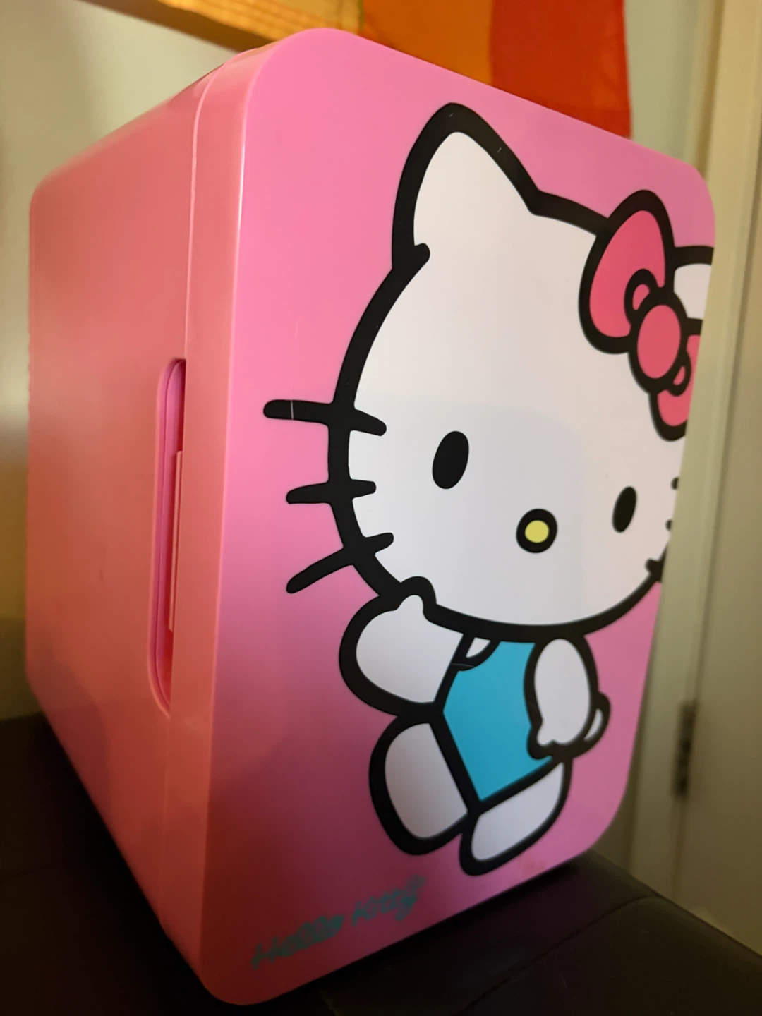 Hello Kitty Personal Mini Fridge