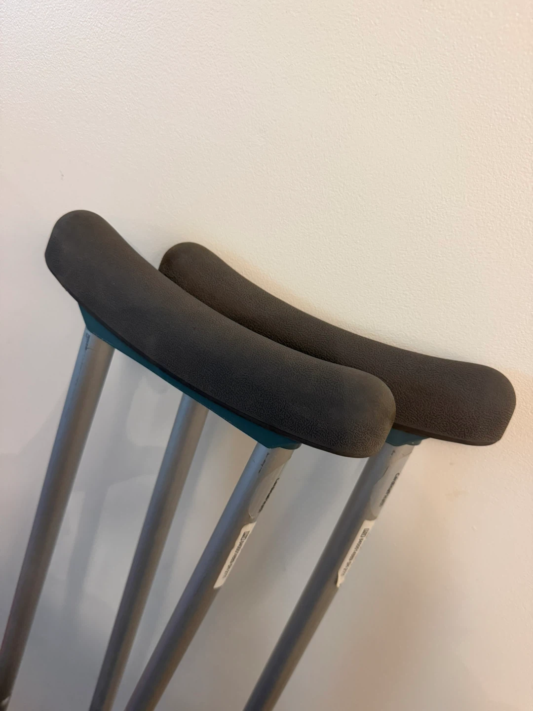 Crutches - photo 2