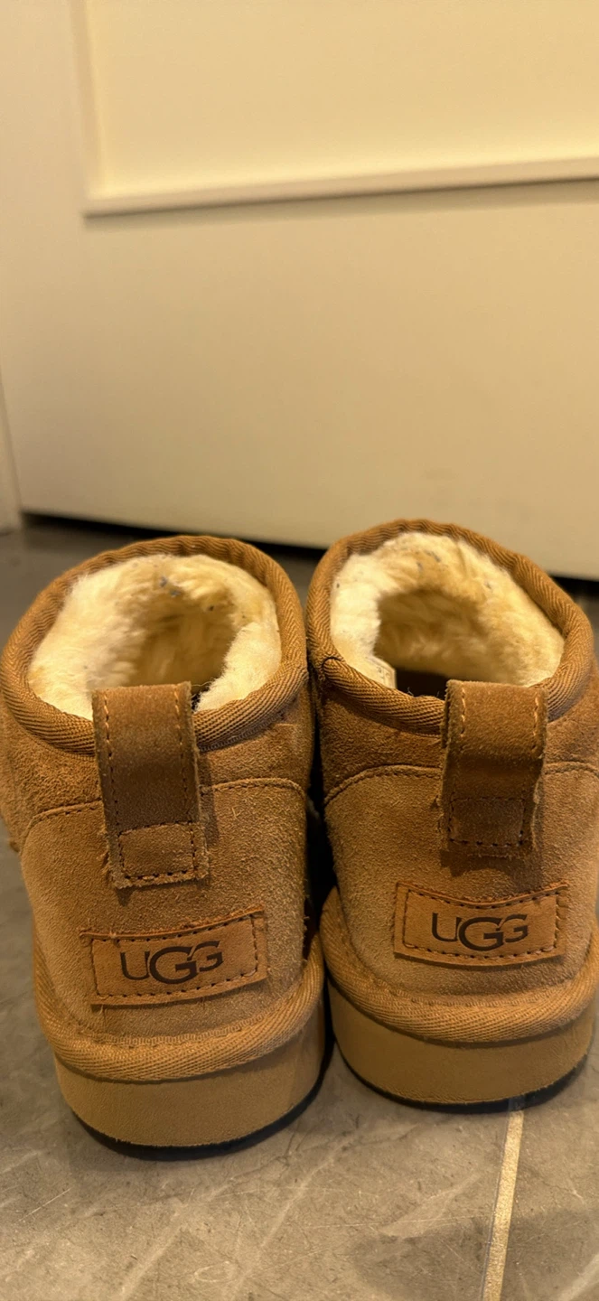 UGG Classic Ultra Mini Boots - Chestnut - Size 6
