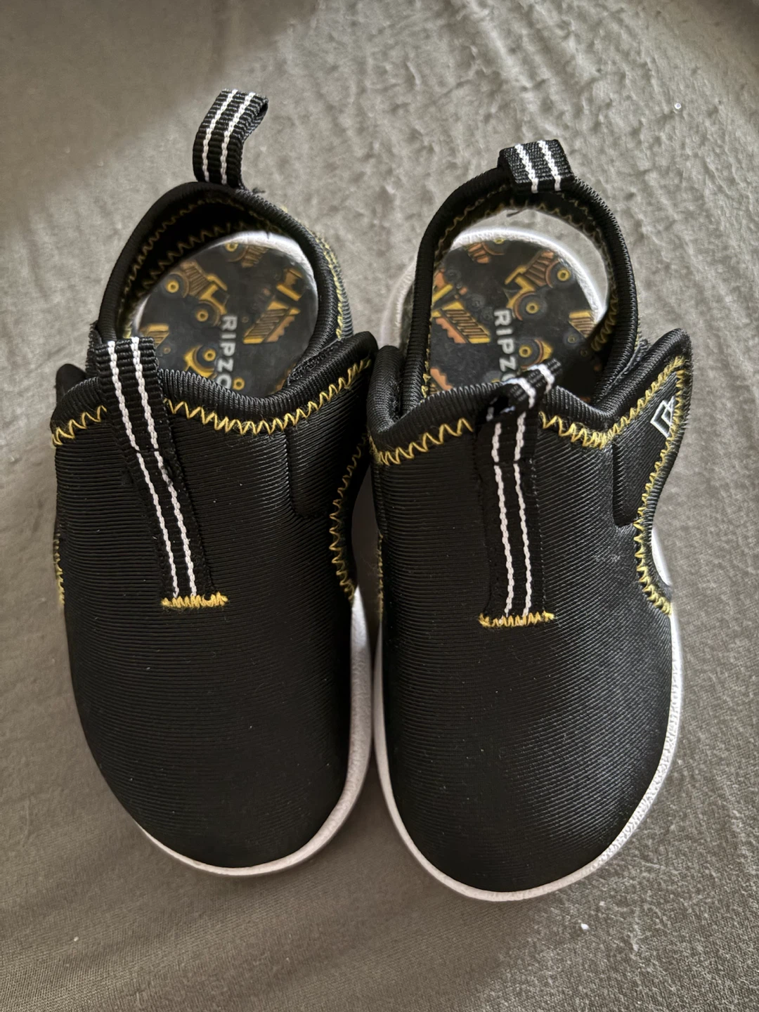 Ripzone toddler water shoes size 6 - photo 2