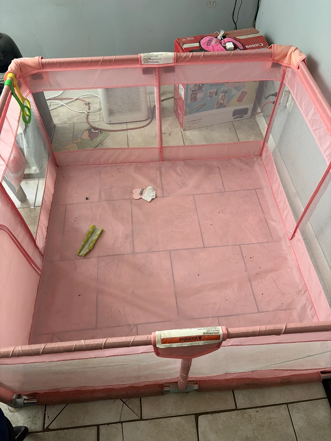 Free playpen