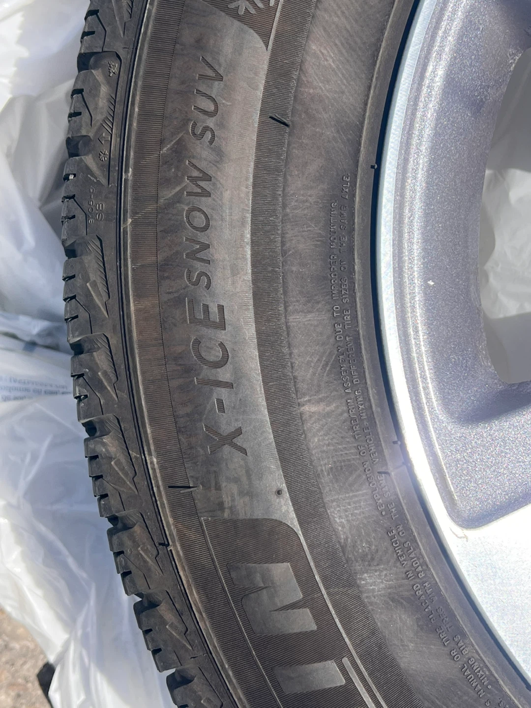 Acura 19-inch Alloy Wheels with Michelin Tires - photo 5