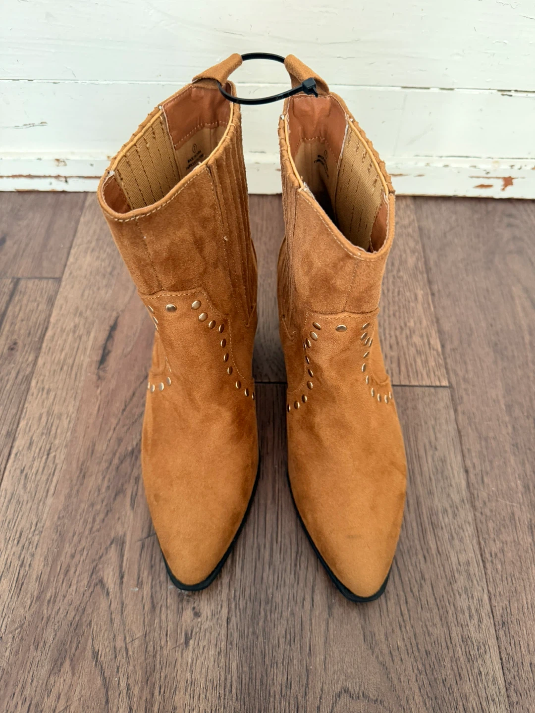 Brand New Tan Studded Ankle Boots (size 7) - photo 5