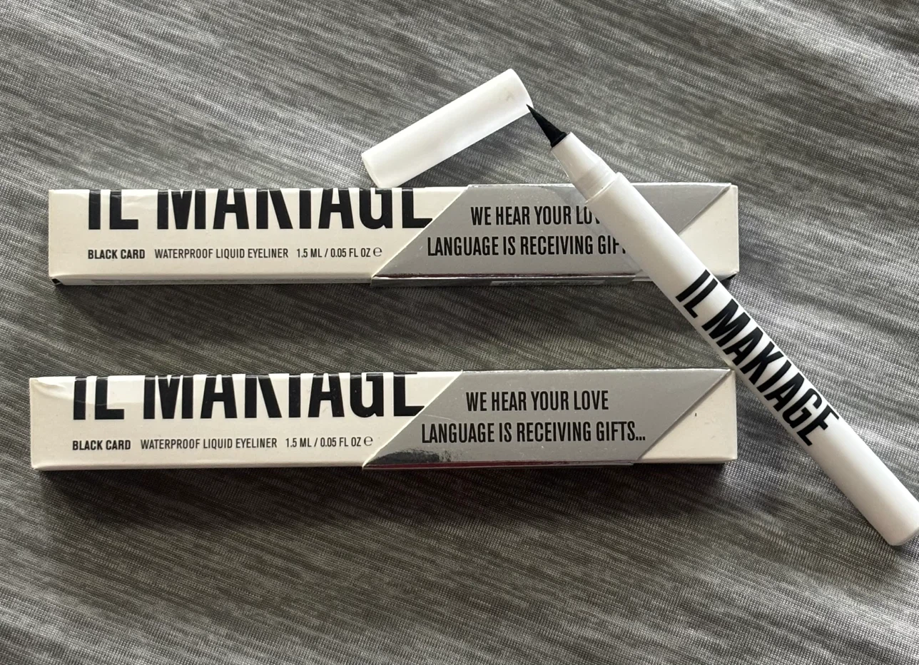 IL MAKIAGE Black Card Waterproof Liquid Eyeliner