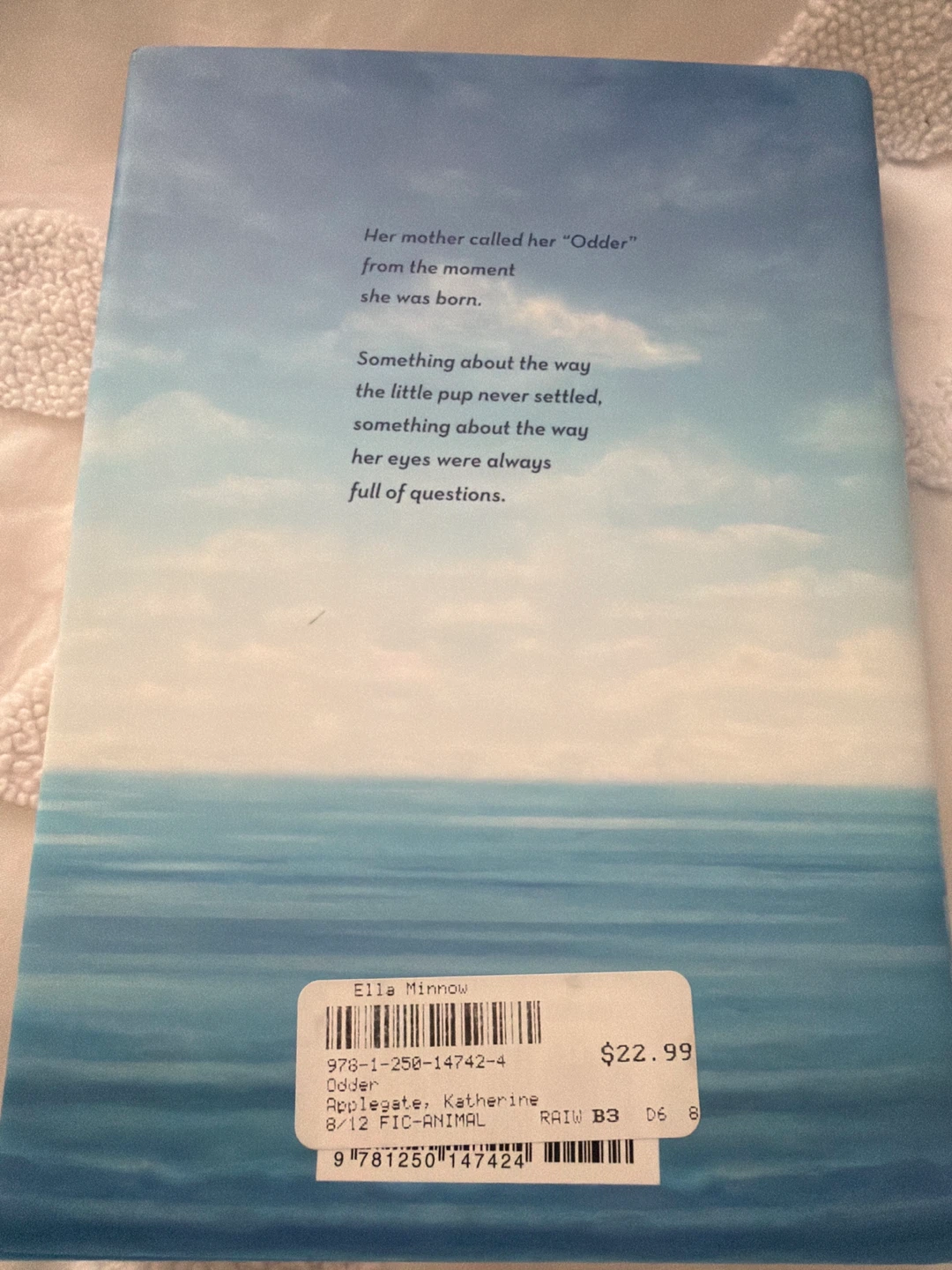 Odder by Katherine Applegate - photo 2