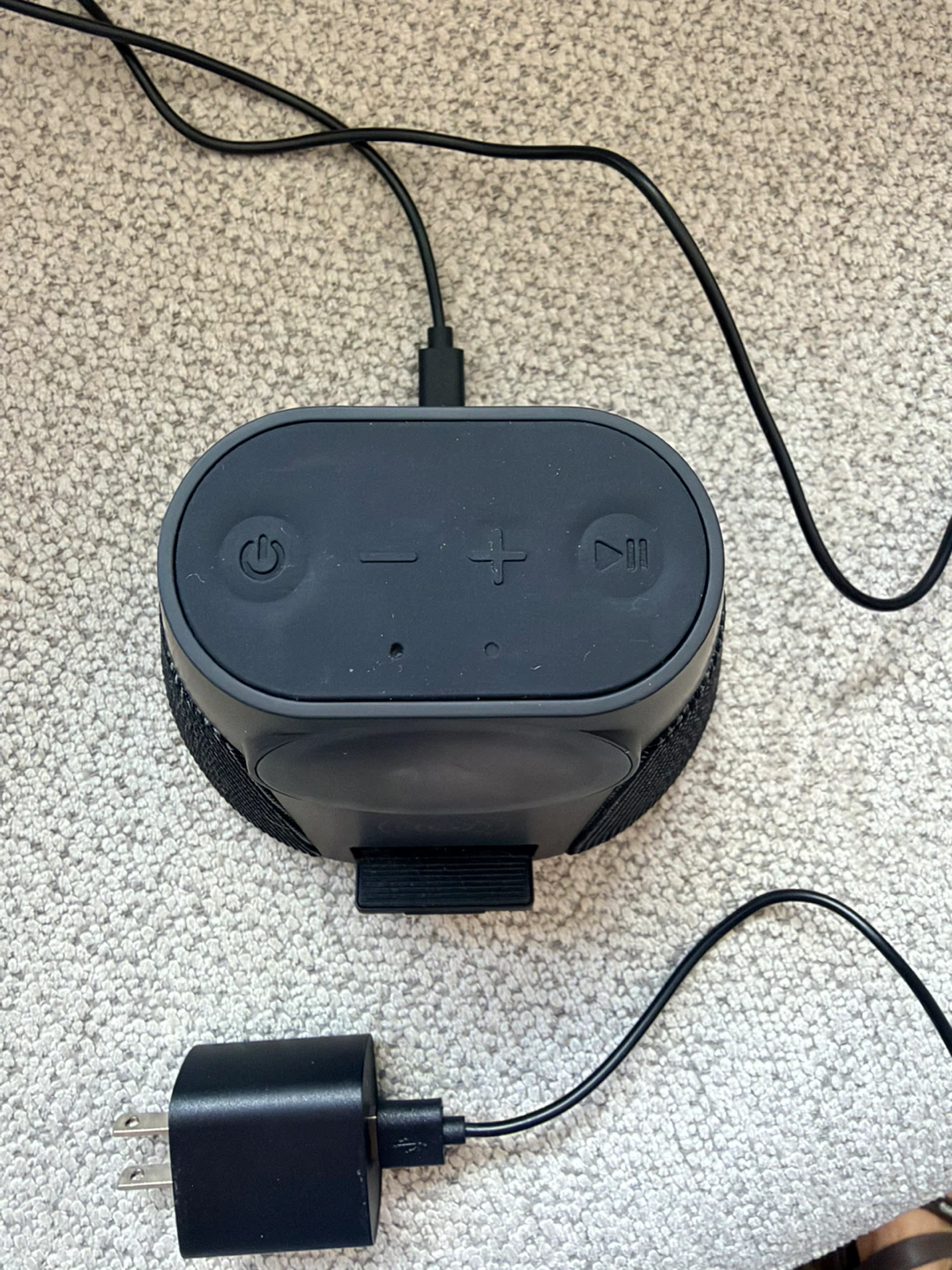 iQ Wireless Charging Bluetooth Speaker - photo 3