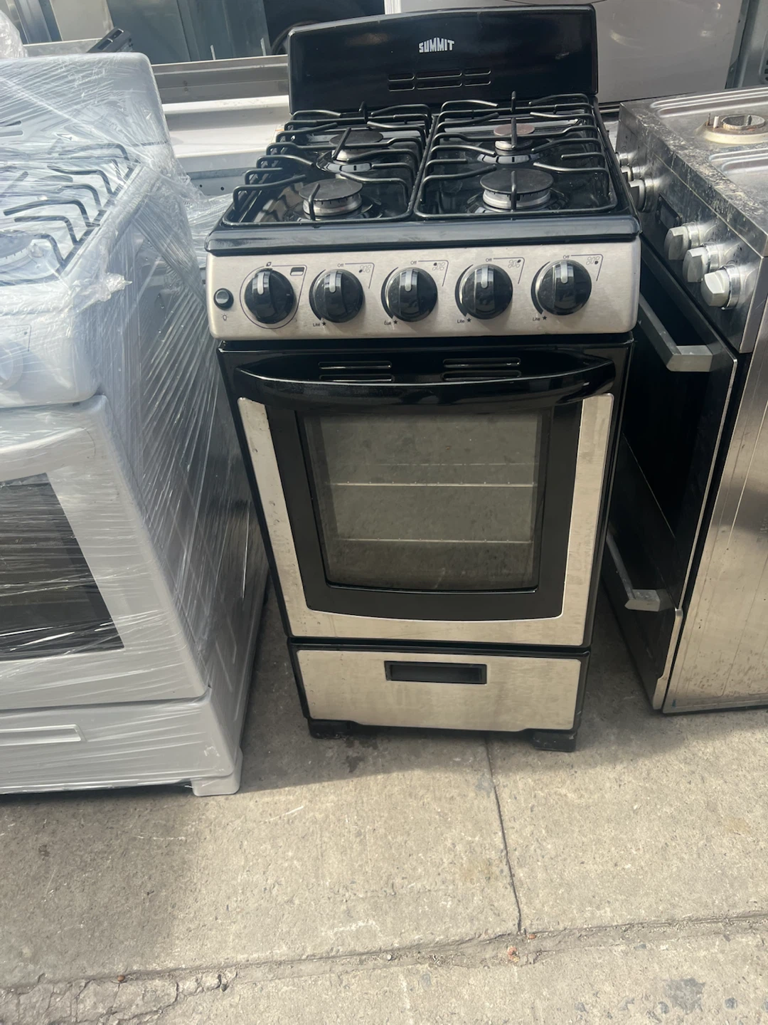 Summit Gas Range