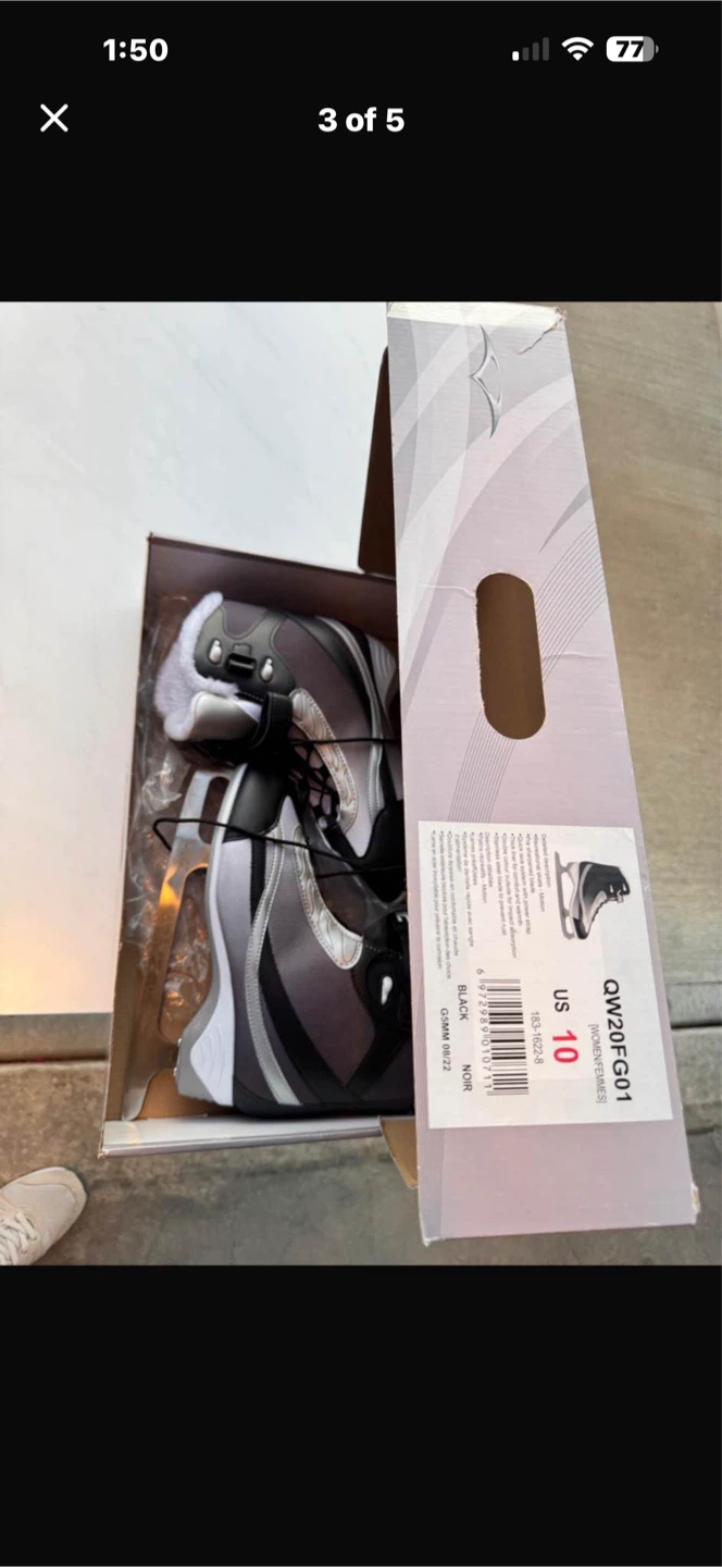 Bauer and VIC Ice Skates - photo 3