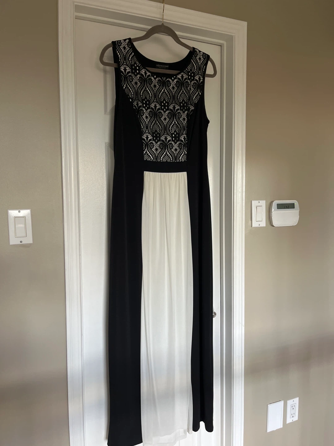 Connected Apparel Black and White Dress Size 12