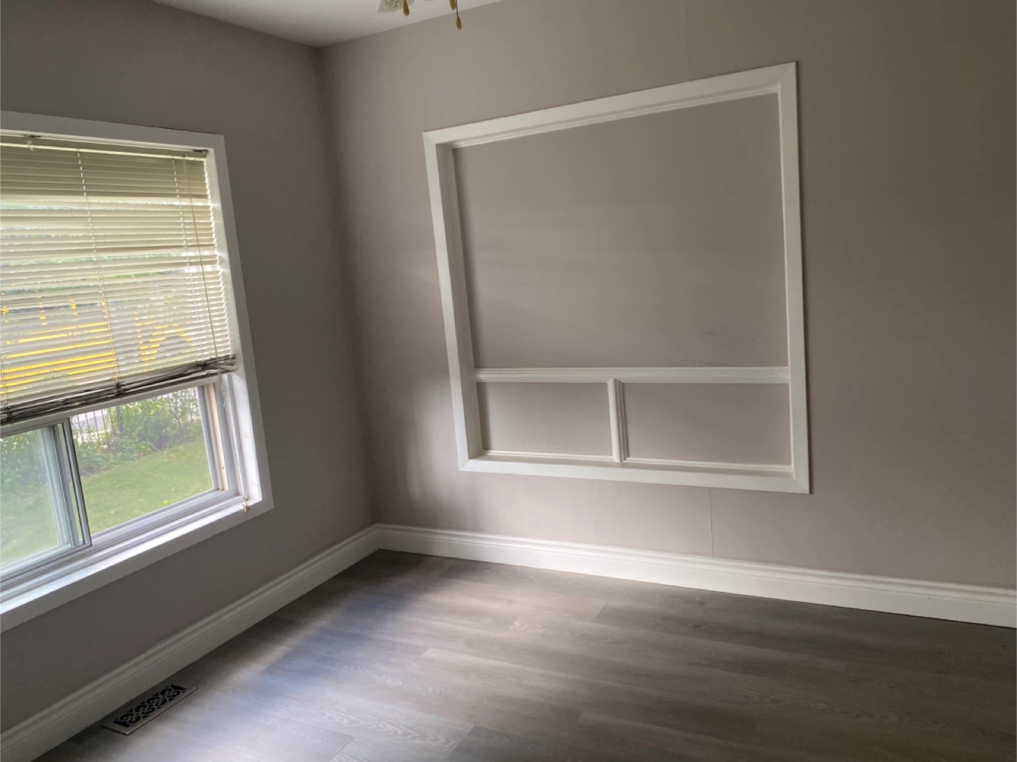 Renovated spacious 1 bedrm. apt. Avail  for rent now - photo 4
