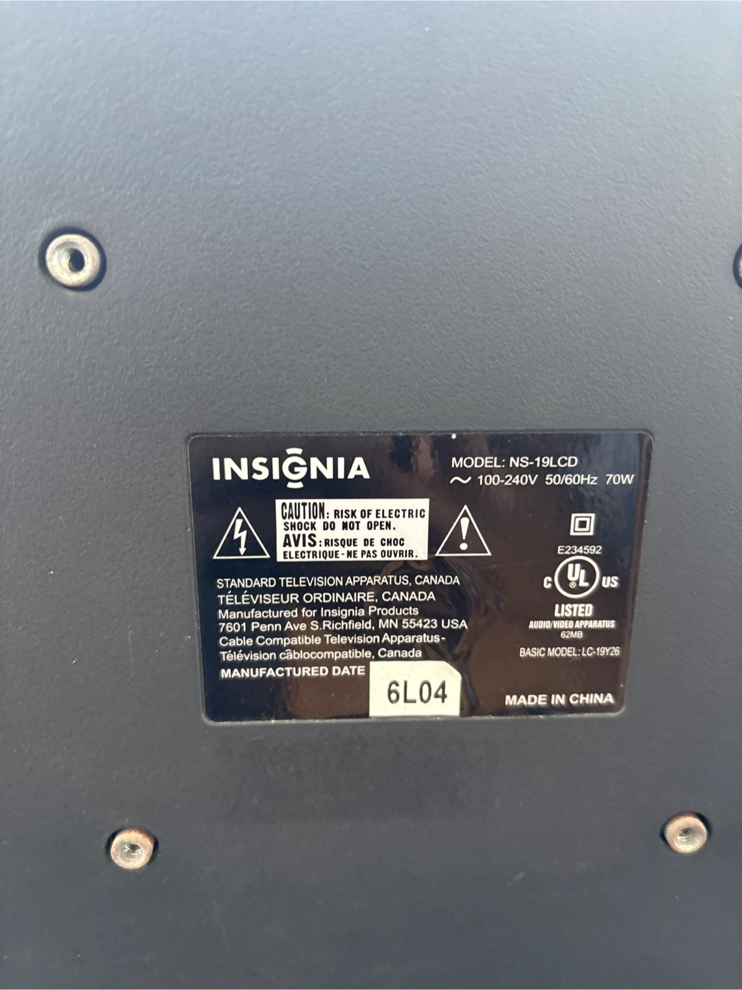 Insignia 19-inch LCD Television - photo 3