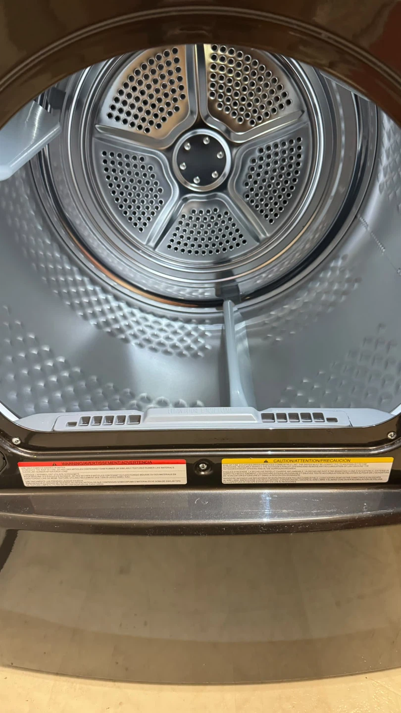 Midea 7.0 cu. ft. Smart Tumble Dryer - photo 4