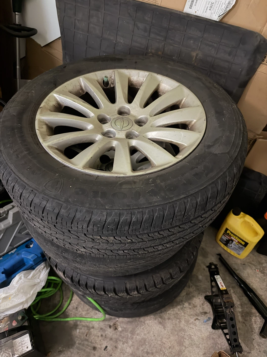 Chrysler 300 Rims and tires 5x115 - photo 2