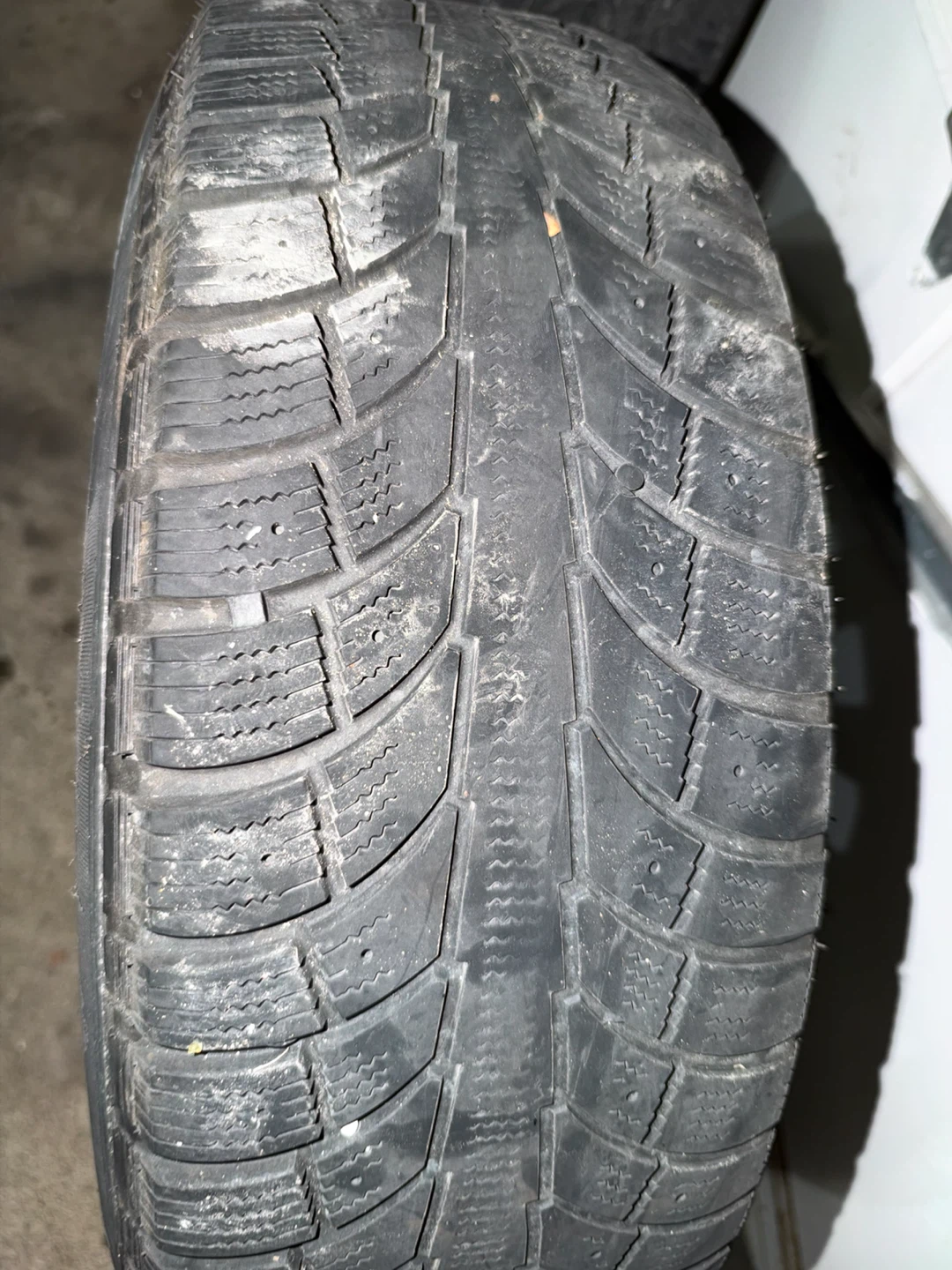 Chrysler 300 Rims and tires 5x115 - photo 4