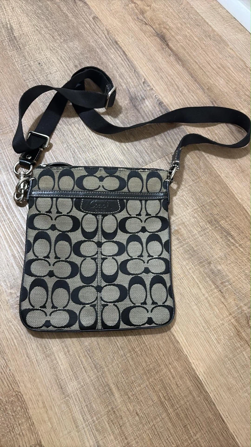 Coach Signature Crossbody Bag Black/ Grey