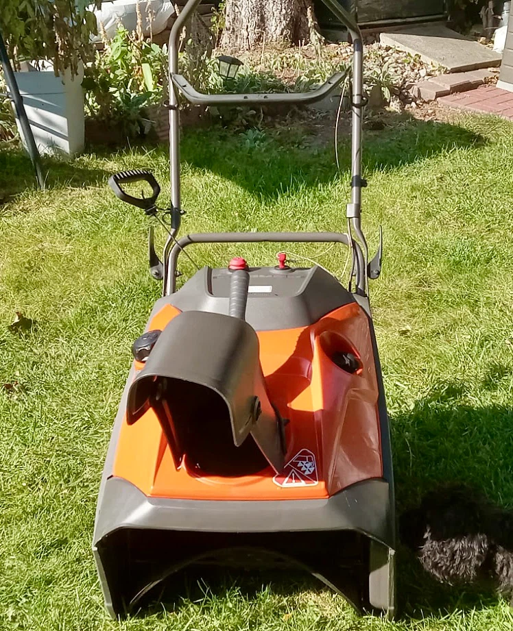 Husqvarna ST 131 Single-Stage Snow Blower