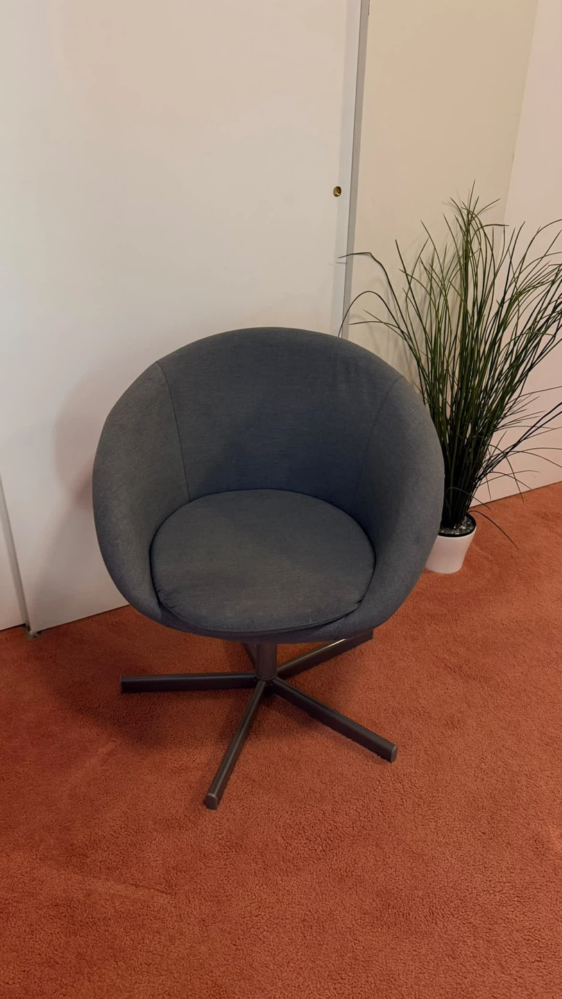 Modern Grey Swivel Accent Chair - photo 2