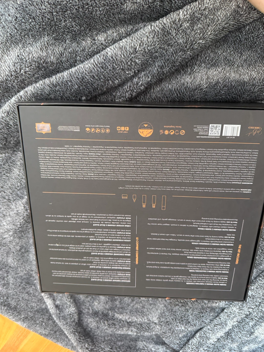 Below Zero Frozen Glow Vitamin C Skin Rejuvenation Set