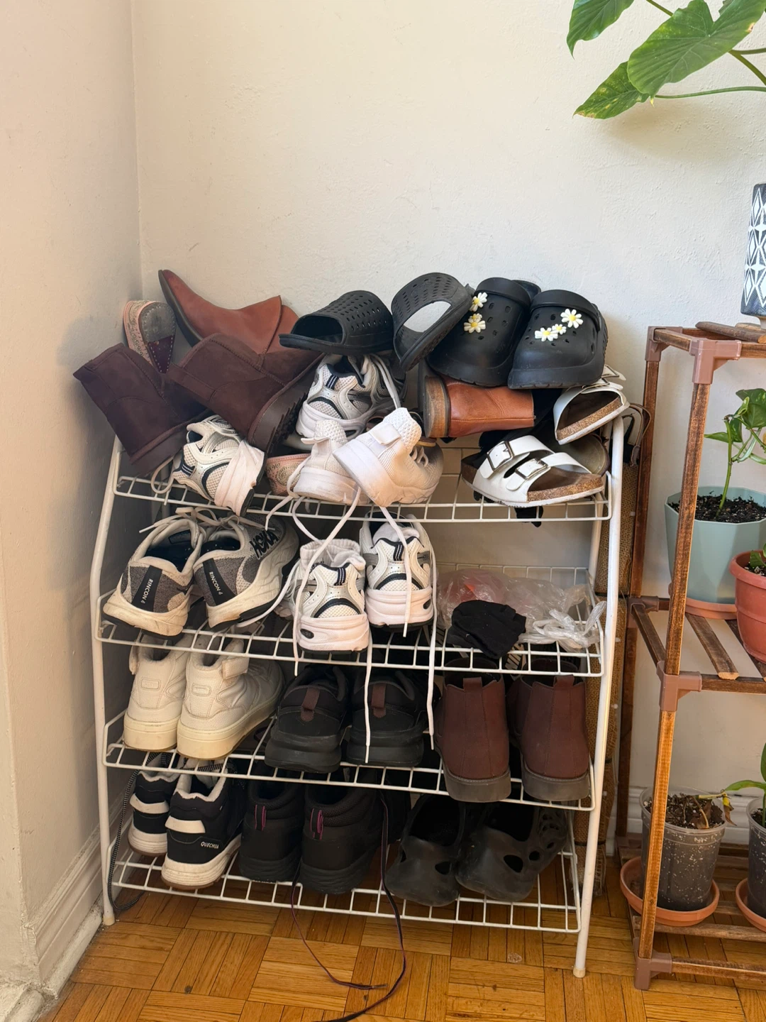 White Metal Wire Shoe Rack