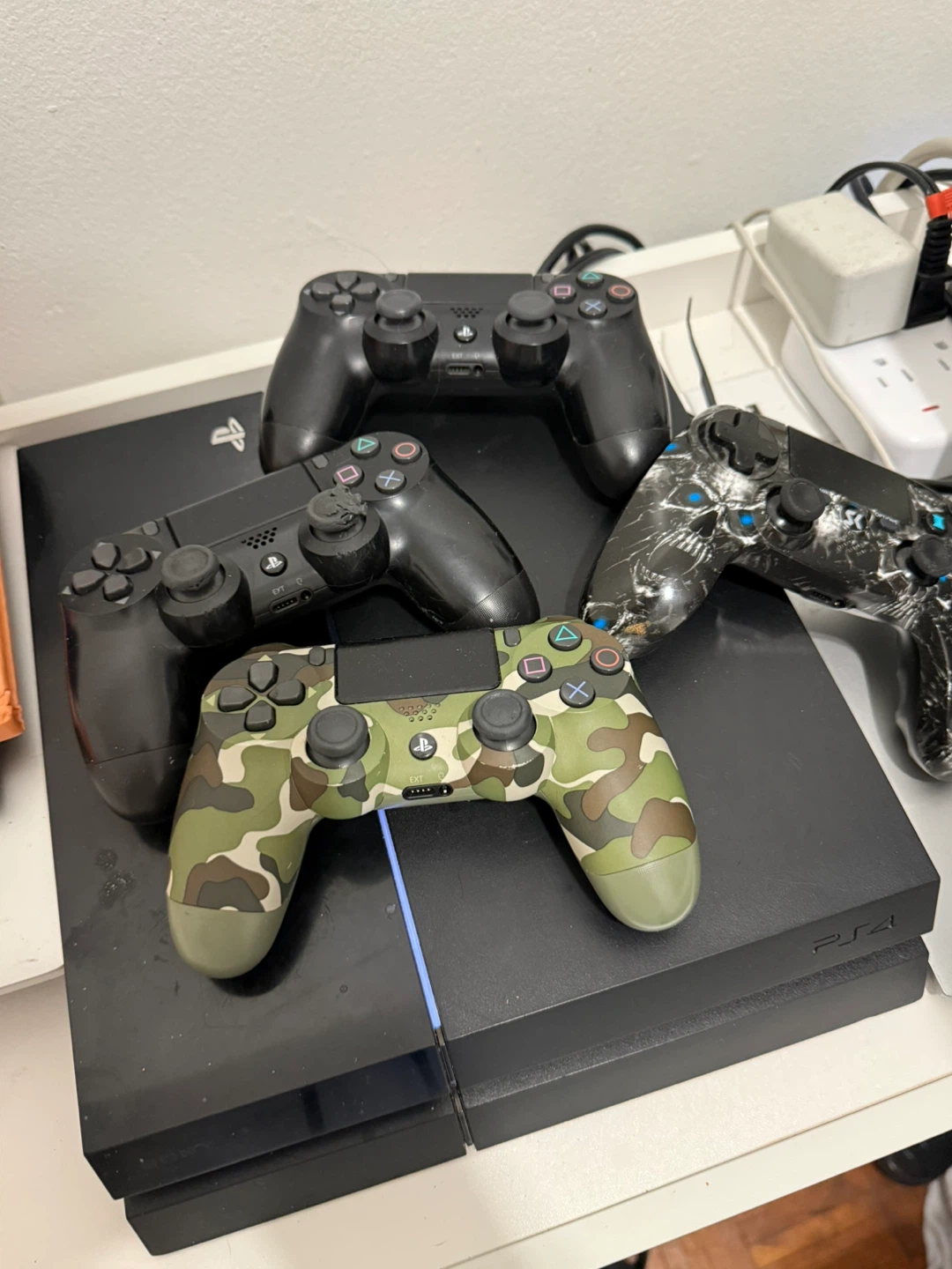 PlayStation 4 Console and 4 Controllers - photo 2
