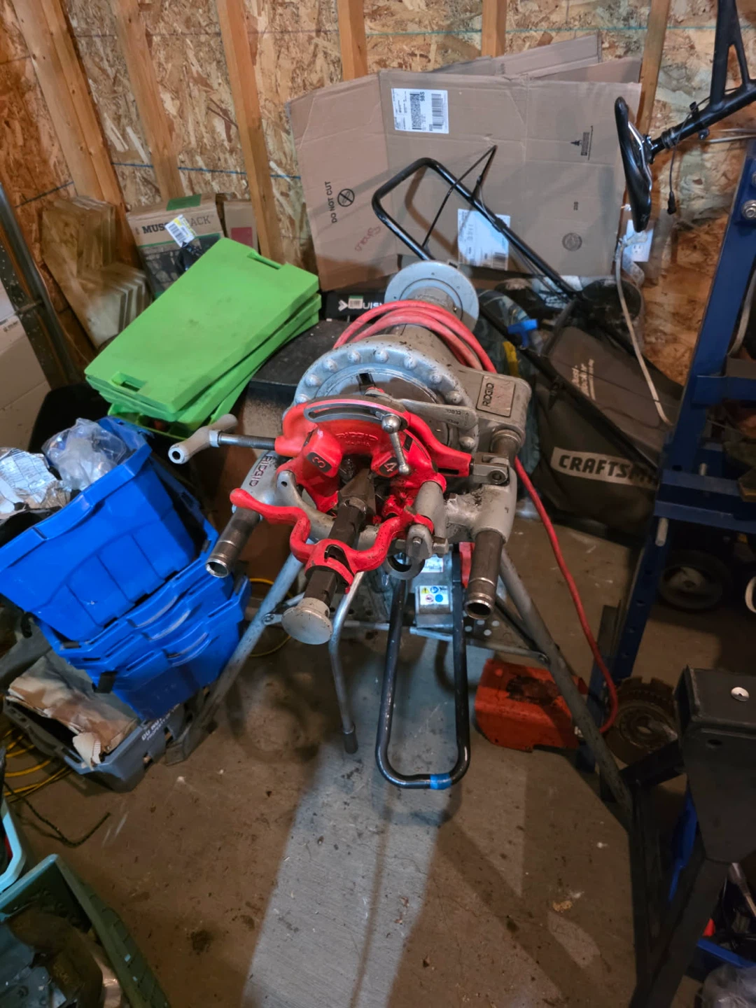 Ridgid Pipe Threader with 916 and 341 Accessories - photo 3