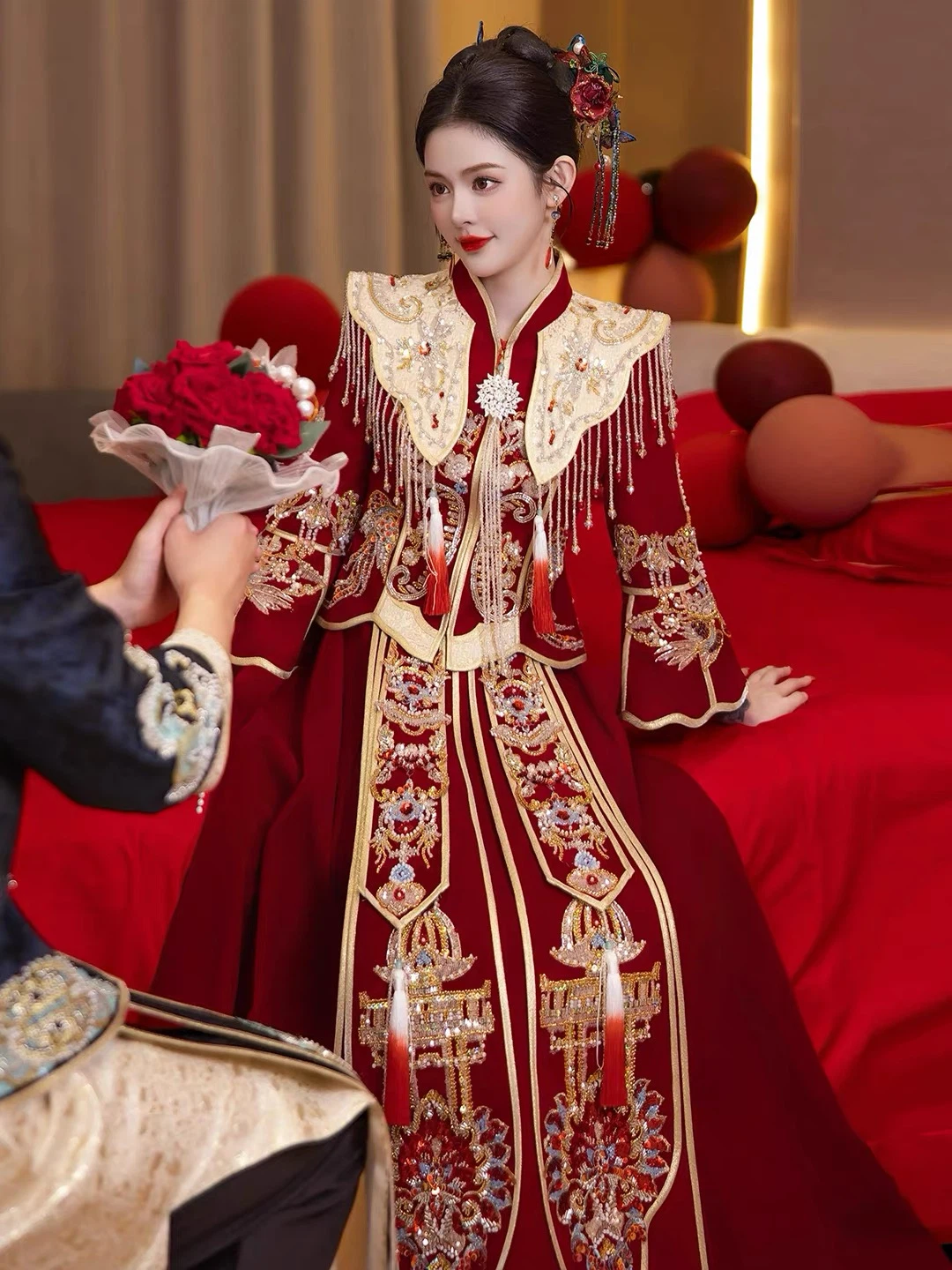 Traditional Chinese Wedding Dress - photo 3