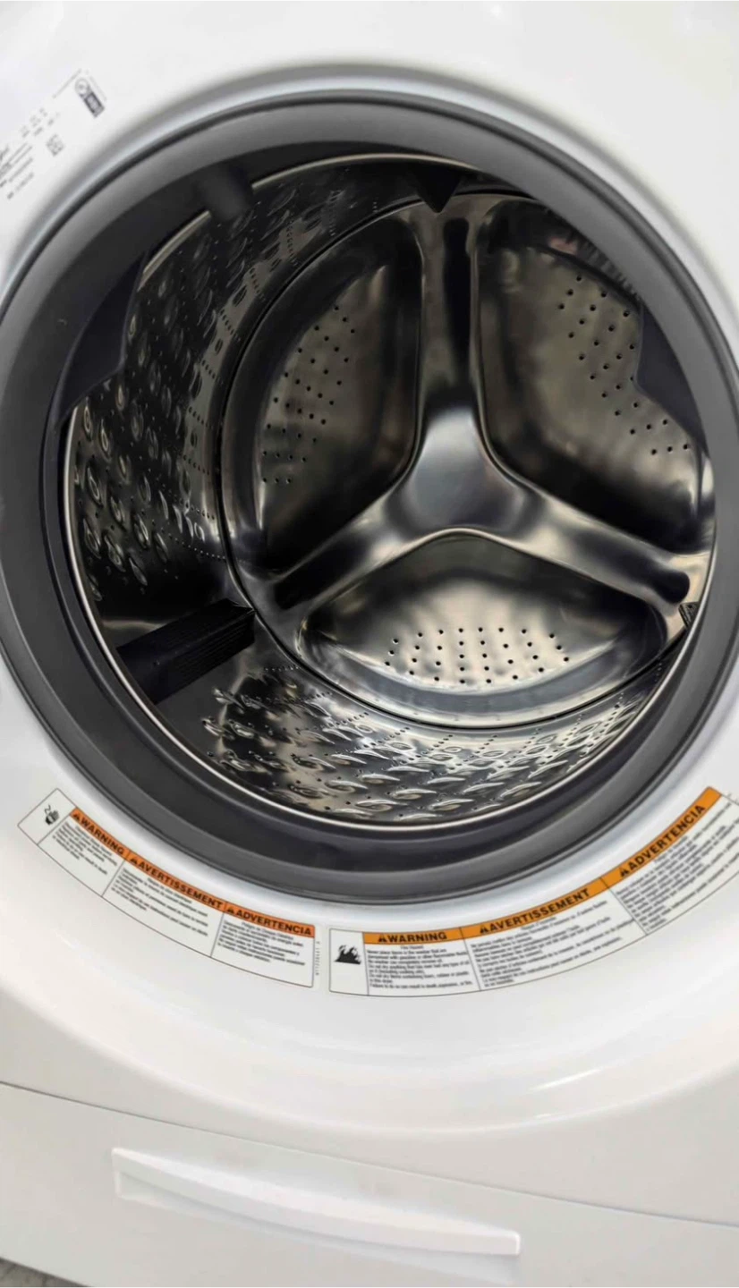 Whirlpool Front Load Washer & dryer set - photo 3