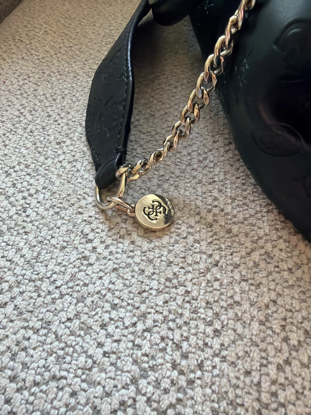 Guess Black Handbag - photo 4