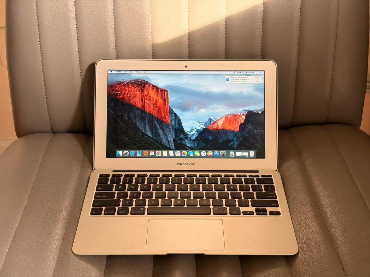 MacBook Air (13-inch, Mid 2013, i5) Perfect for everything