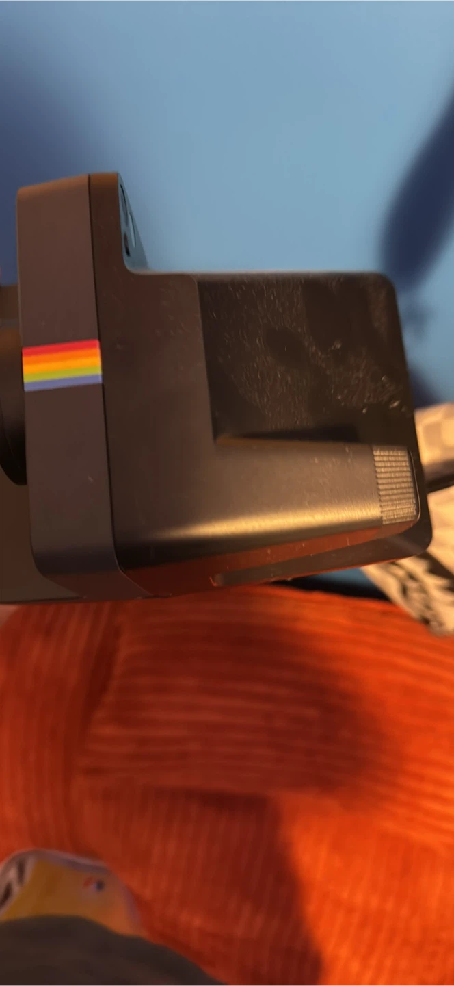 Polaroid camera with 2 packs of i-Type film been collecting dust - photo 3